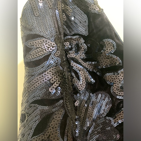 Alluring Romance Navy Blue Sequin Velvet Mermaid Maxi Dress. Size large. - Picture 11 of 14